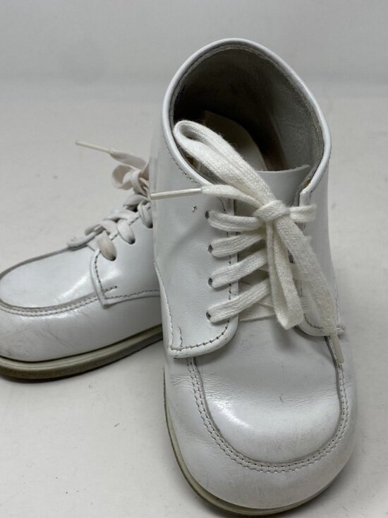 Vintage Stride Rite Hard Sole Baby Shoes Size 5-1/2 EE White Leather Made in USA - Picture 1 of 10